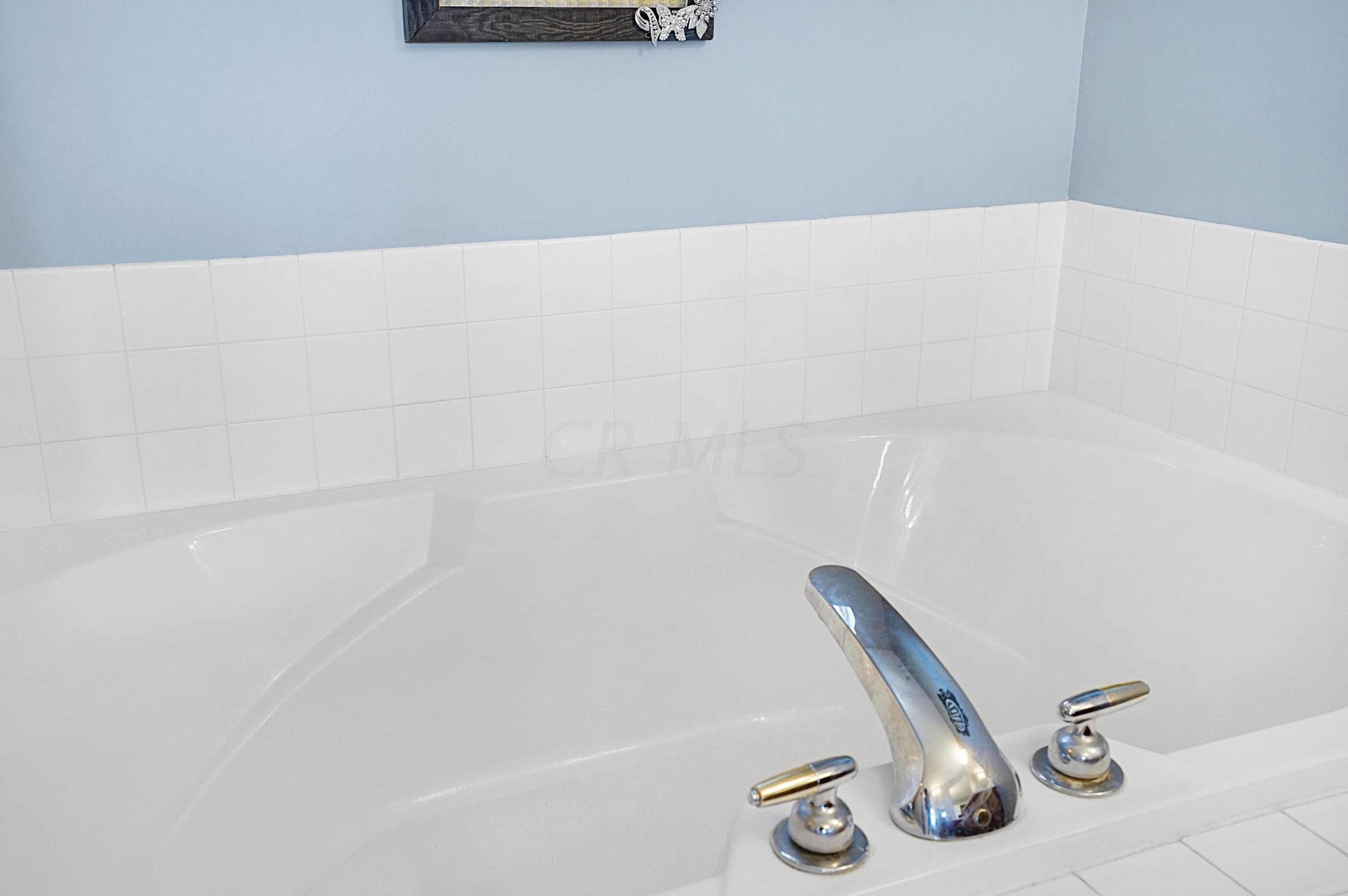 2130 Radnor Road Radnor, OH 43066 - Photo 32 of 40