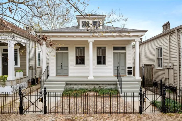 $2,250 | 1364 Constance Street, Unit 1, New Orleans, LA 70130