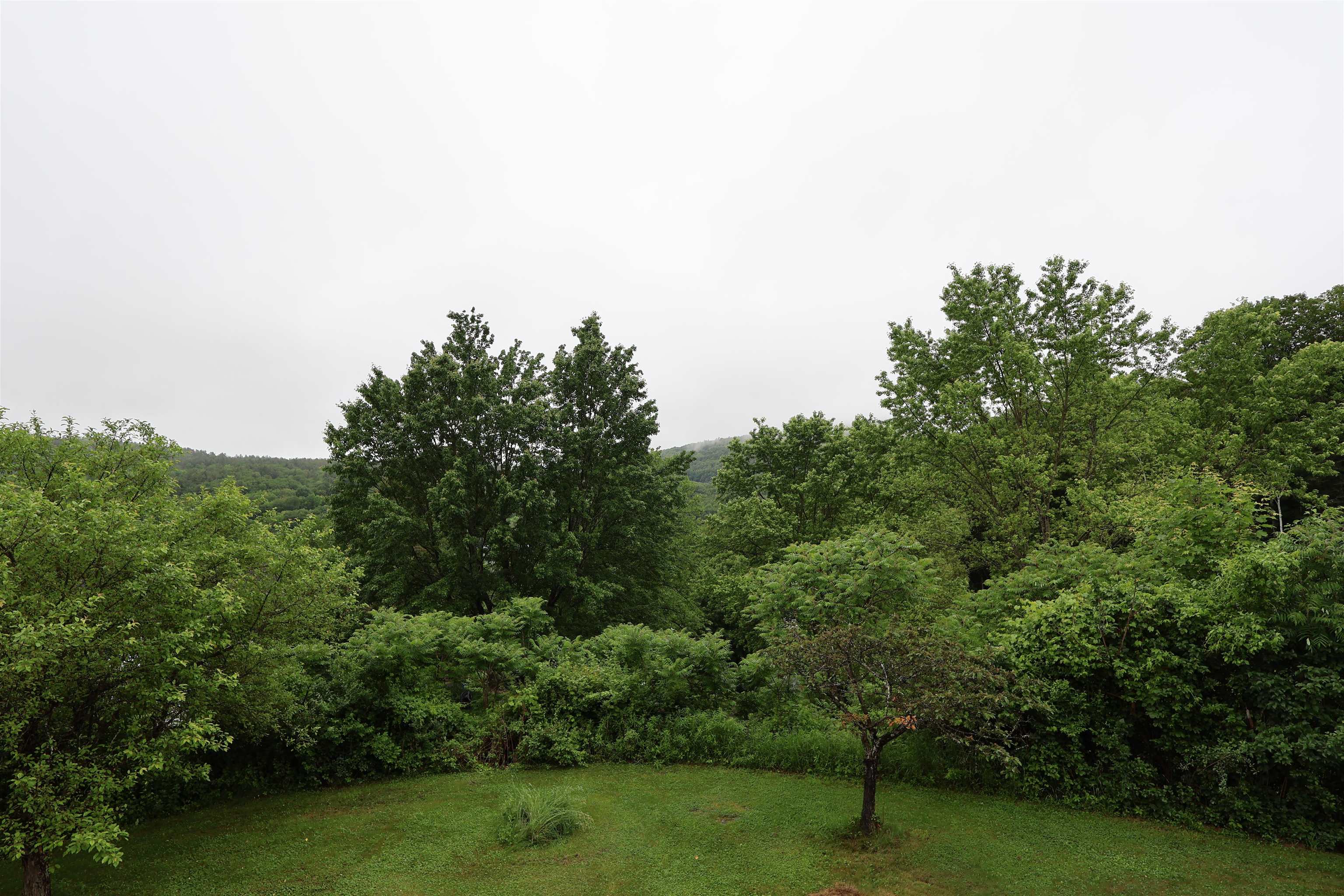 177 Hillridge Road Hartford, VT 05001 - Photo 8 of 31 Gallery Image 8