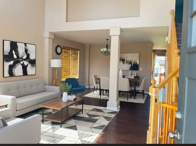 $3,200 | 2289 Grand Pointe Trail, Aurora, IL 60503