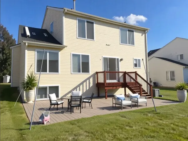 $3,200 | 2289 Grand Pointe Trail, Aurora, IL 60503