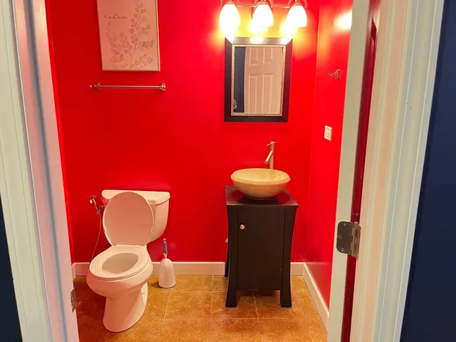 $3,200 | 2289 Grand Pointe Trail, Aurora, IL 60503