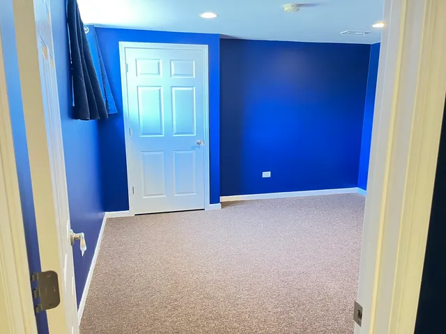 $3,200 | 2289 Grand Pointe Trail, Aurora, IL 60503