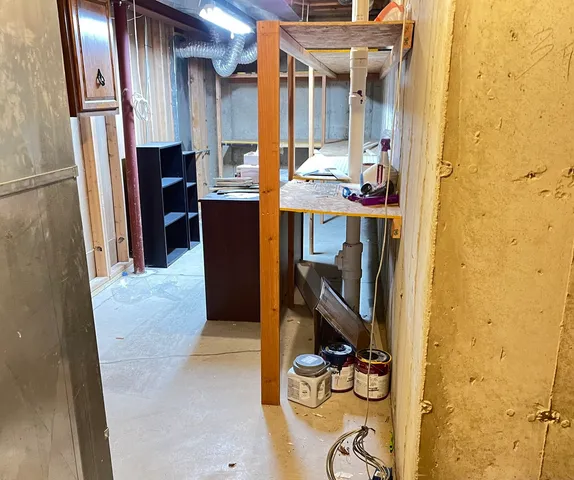 $3,200 | 2289 Grand Pointe Trail, Aurora, IL 60503