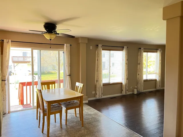 $3,200 | 2289 Grand Pointe Trail, Aurora, IL 60503