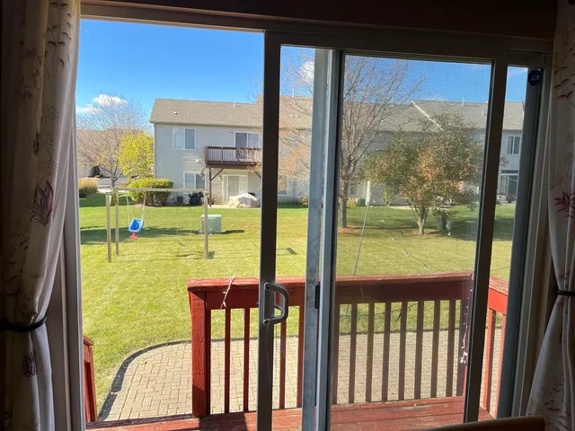 $3,200 | 2289 Grand Pointe Trail, Aurora, IL 60503