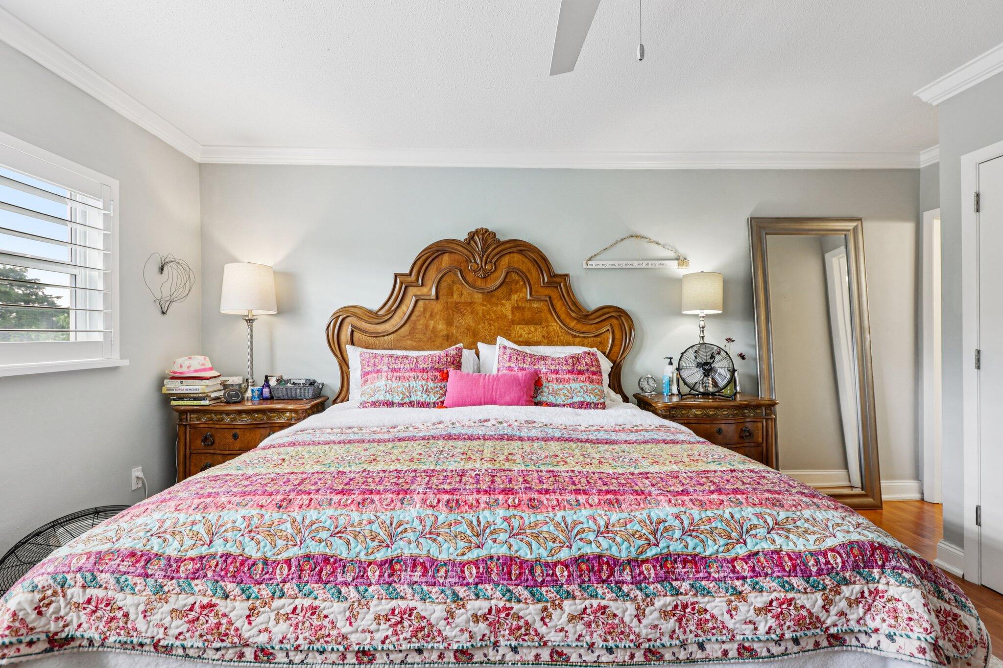 200 East Royal Palm Road, Unit 3030 Boca Raton, FL 33432 - Photo 19 of 30 a bedroom with a bed and a window