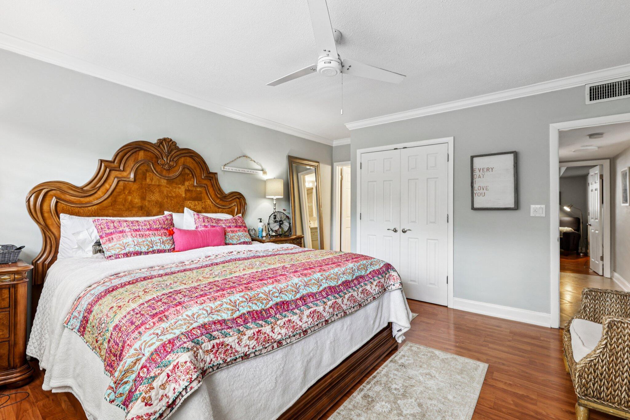 200 East Royal Palm Road, Unit 3030 Boca Raton, FL 33432 - Photo 21 of 30 a bedroom with a bed and a painting on the wall