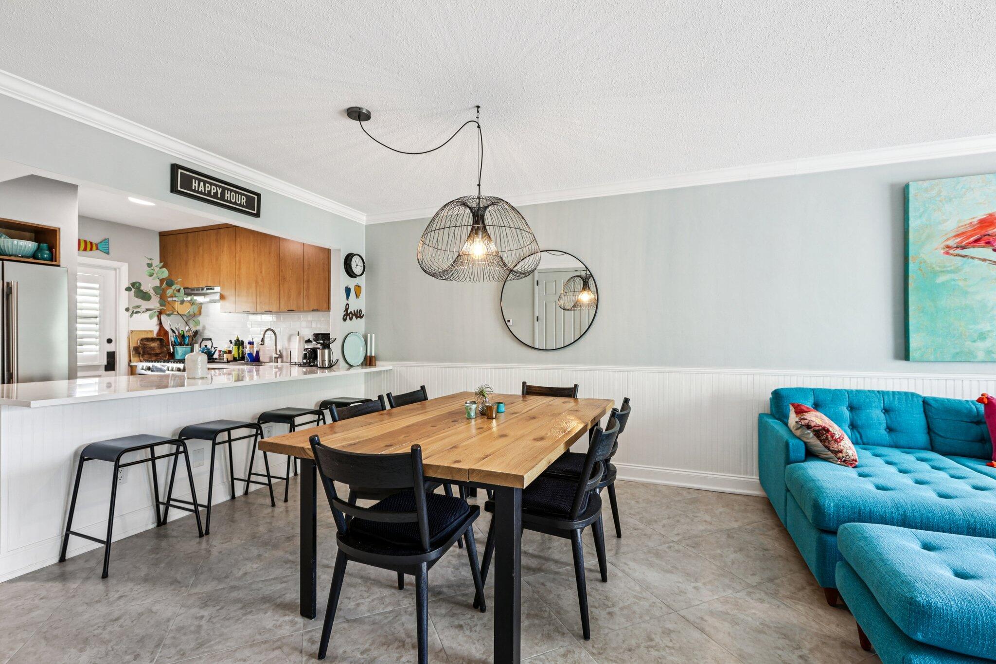 200 East Royal Palm Road, Unit 3030 Boca Raton, FL 33432 - Photo 6 of 30 a view of a dining area with furniture and a large window