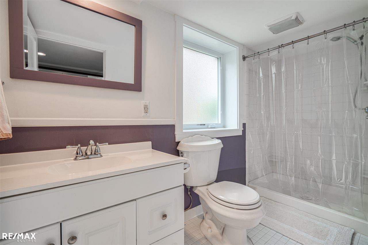 700 Princeton Road Berkley, MI 48072 - Photo 35 of 43 50010868-34.JPG