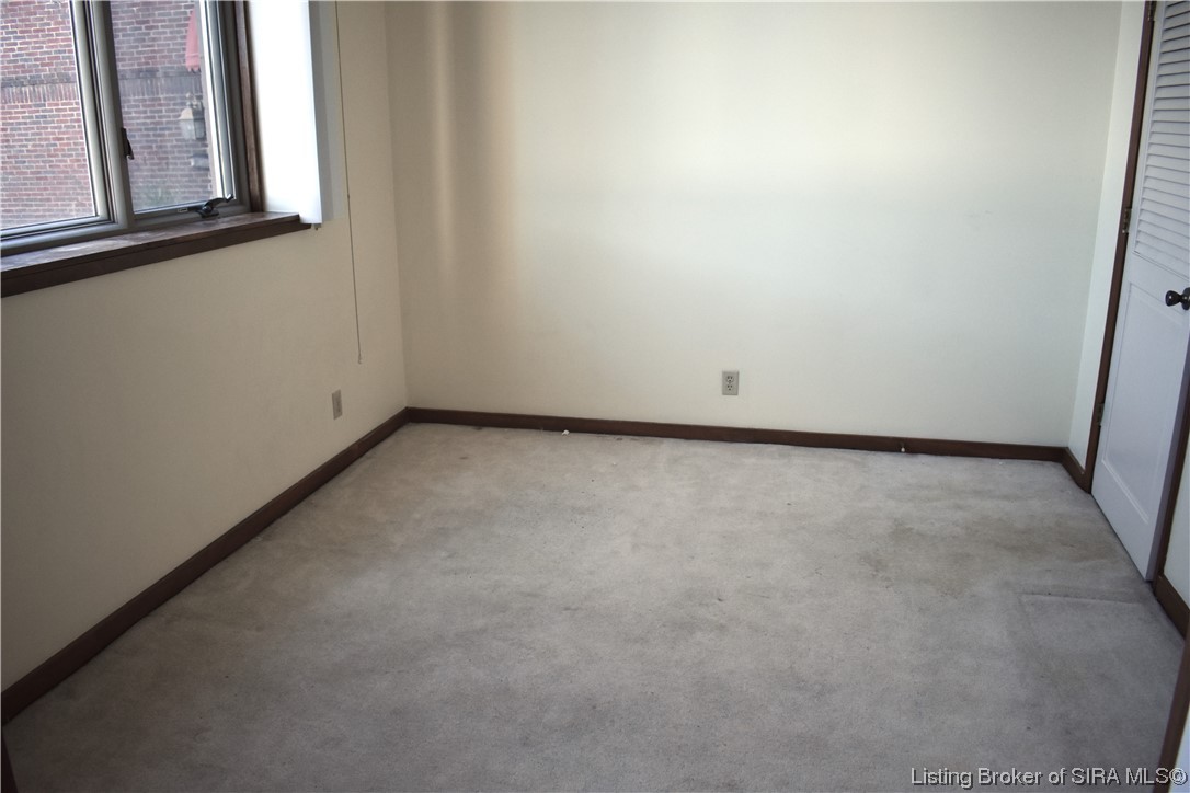 2900 Middle Road, Unit 16 Jeffersonville, IN 47130 - Photo 12 of 44 Gallery Image 12
