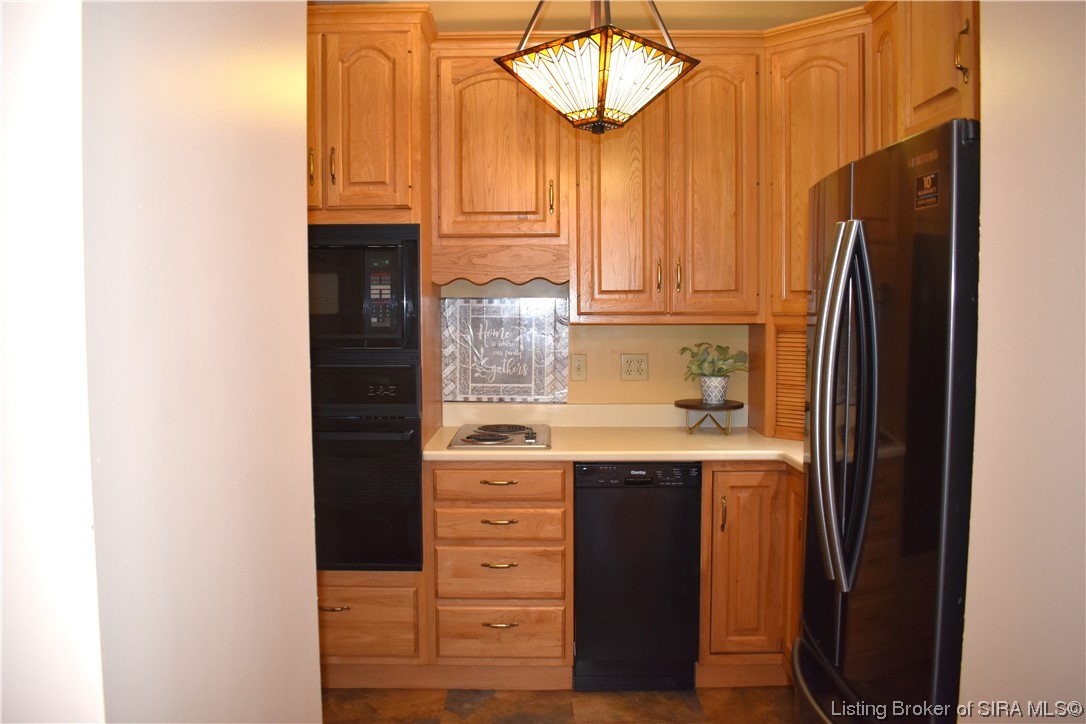 2900 Middle Road, Unit 16 Jeffersonville, IN 47130 - Photo 18 of 44 Gallery Image 18