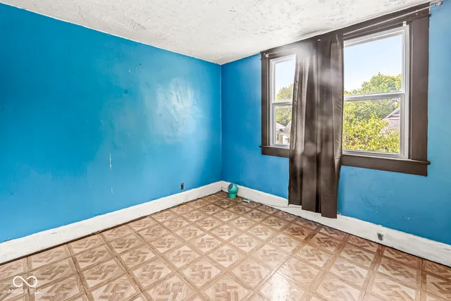 $148,000 | 1325 Sharon Avenue, Indianapolis, IN 46222