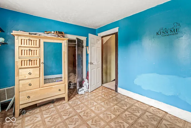 $148,000 | 1325 Sharon Avenue, Indianapolis, IN 46222