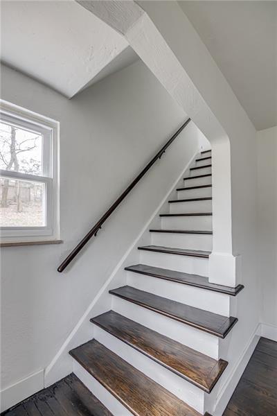 113 Spring Grove Road Pittsburgh, PA 15235 - Photo 9 of 19 Gallery Image 9