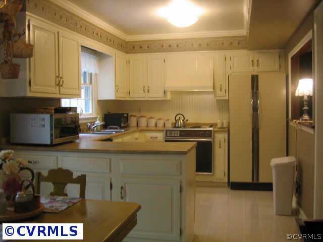 10303 Delray Road Glen Allen, VA 23060 - Photo 5 of 10 Other - Eat In Kitchen