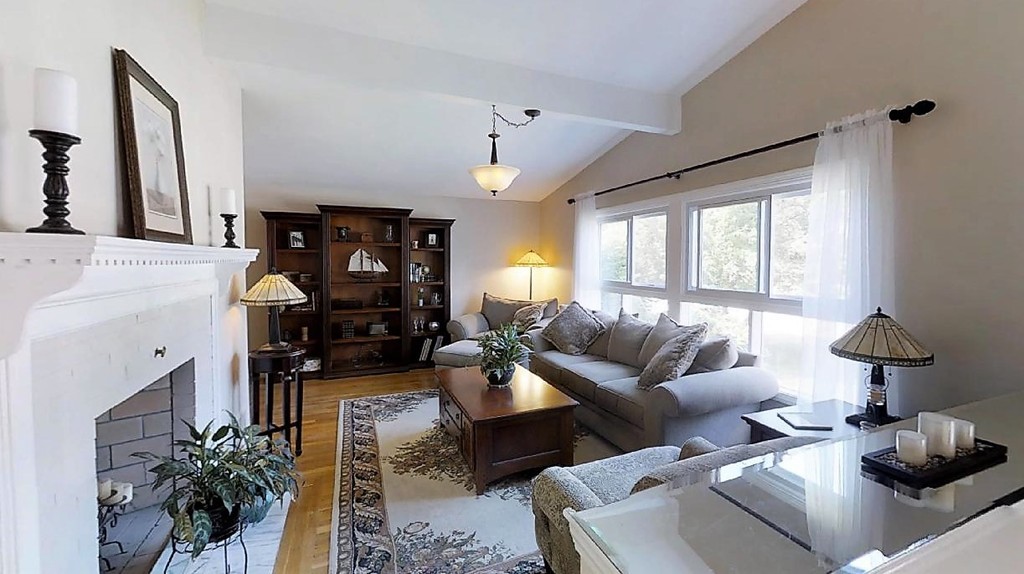 14 Berkeley Road Framingham, MA 01701 - Photo 8 of 30 Gallery Image 8