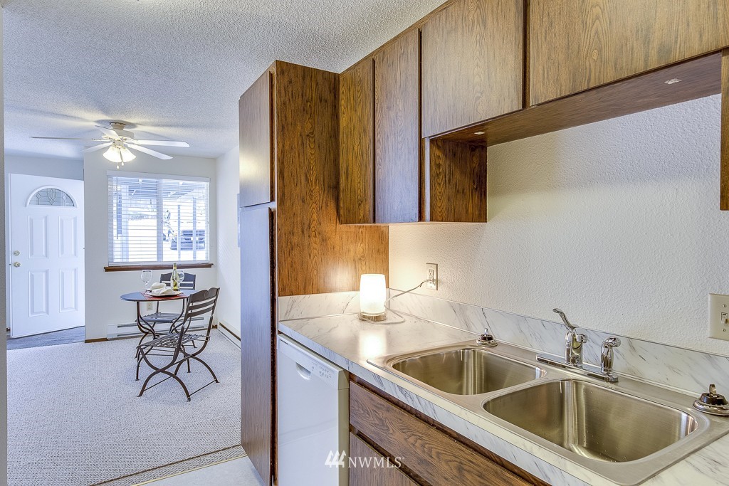 3506 Pine Road Northeast Bremerton, WA 98310 - Photo 9 of 21 Gallery Image 9