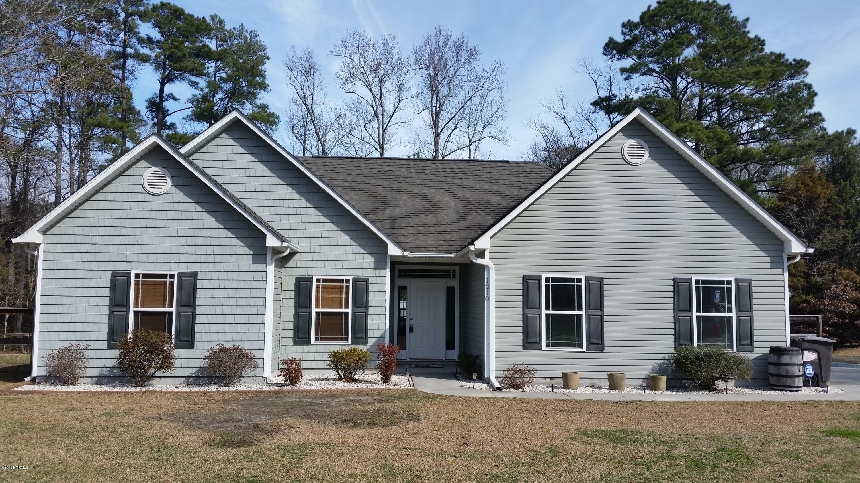 1210 Belgrade-Swansboro Road Hubert, NC 28539 - Photo 1 of 33 20180214_105744