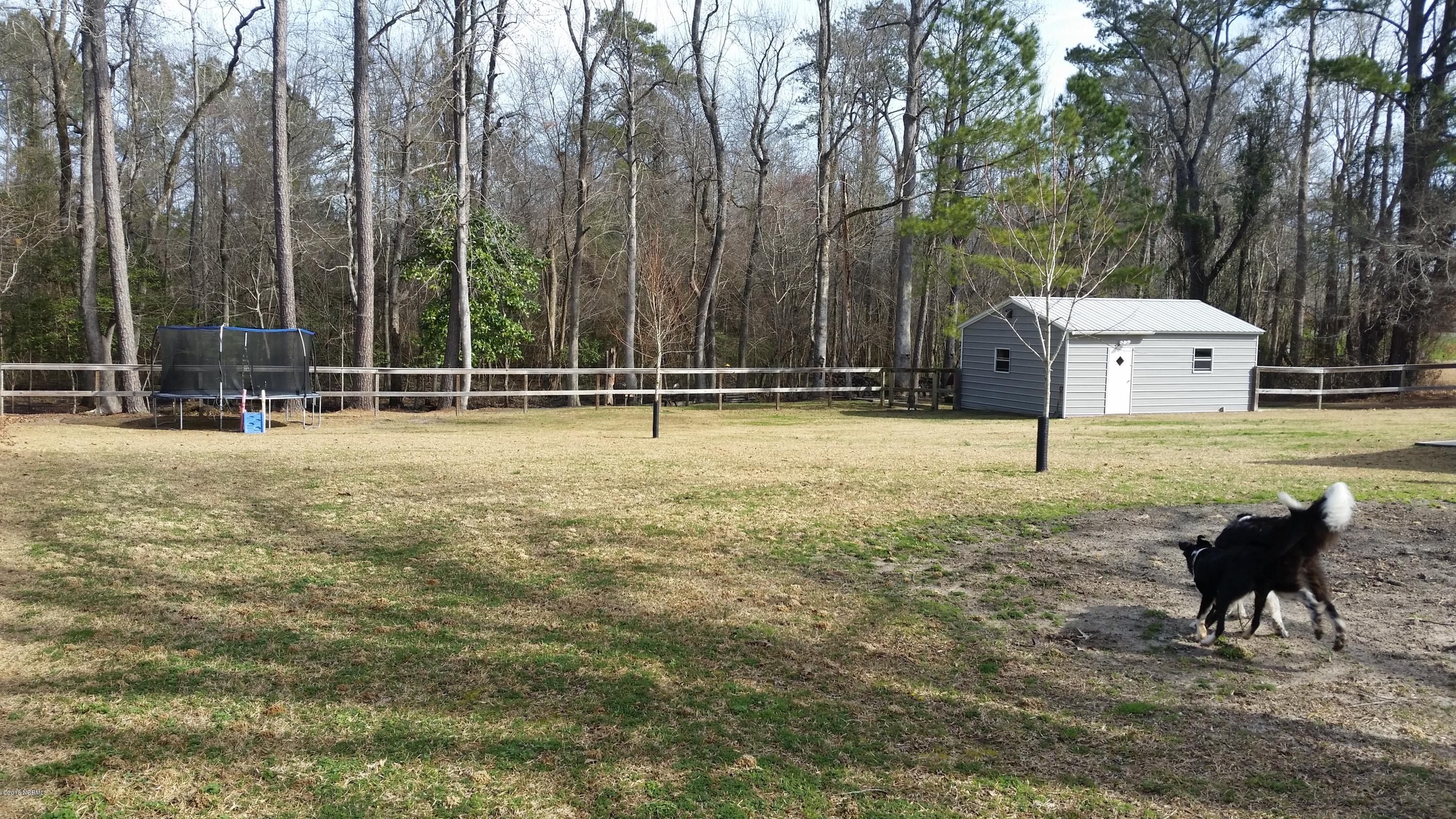 1210 Belgrade-Swansboro Road Hubert, NC 28539 - Photo 22 of 33 20180214_105337