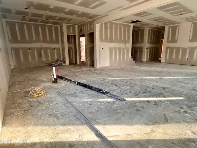 $499,900 | 103 Walnut Cove, La Grange, NC 28551