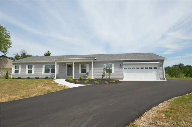 $267,900 | 104 Hounds Way, Salem, IN 47167