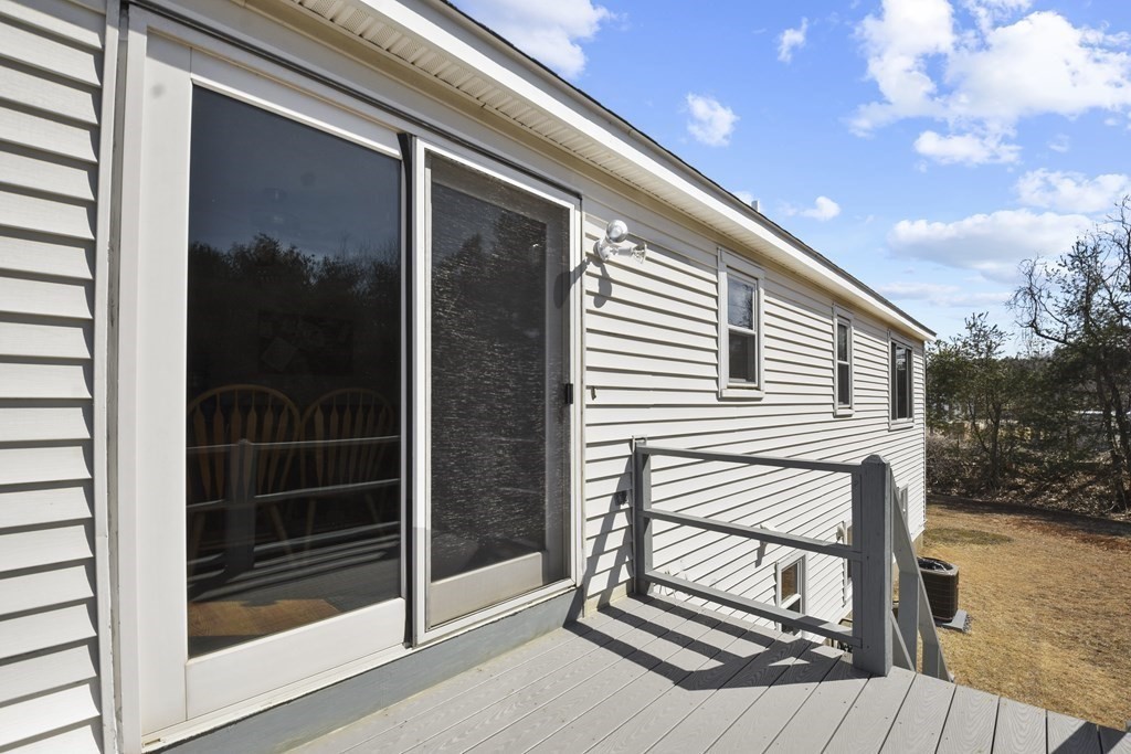 3 Willow Road Ayer, MA 01432 - Photo 4 of 21 Gallery Image 4