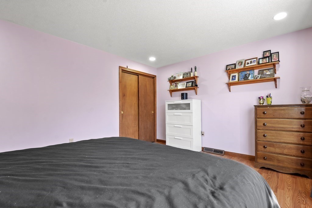 3 Willow Road Ayer, MA 01432 - Photo 10 of 21 Gallery Image 10