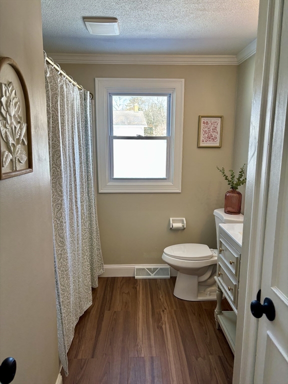 34 Flora Street Springfield, MA 01129 - Photo 17 of 32