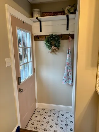 $349,900 | 34 Flora Street, Springfield, MA 01129