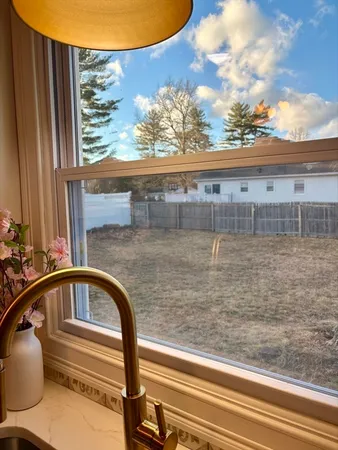 $349,900 | 34 Flora Street, Springfield, MA 01129