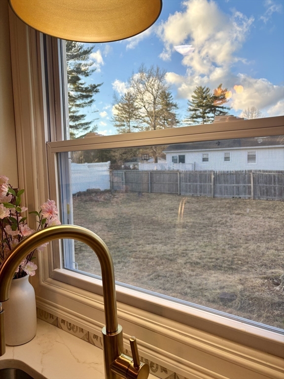 34 Flora Street Springfield, MA 01129 - Photo 28 of 32