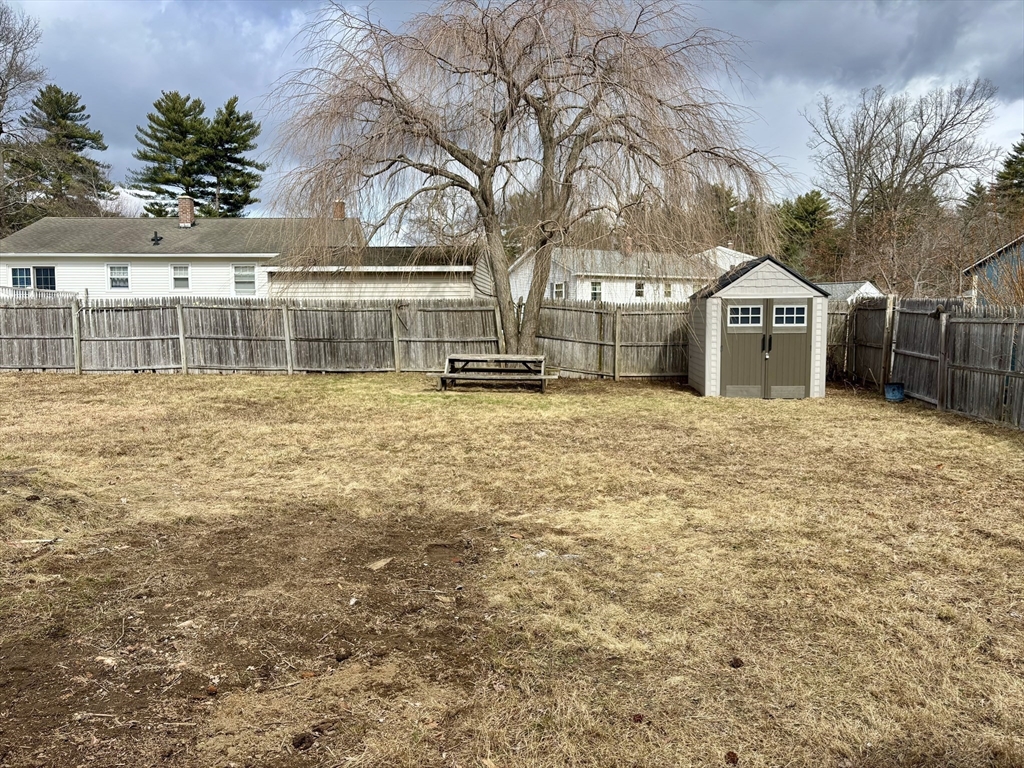 34 Flora Street Springfield, MA 01129 - Photo 32 of 32