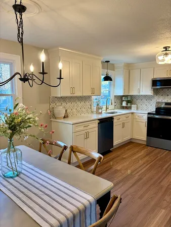 $349,900 | 34 Flora Street, Springfield, MA 01129