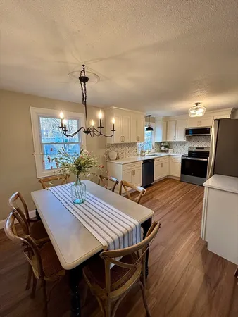 $349,900 | 34 Flora Street, Springfield, MA 01129