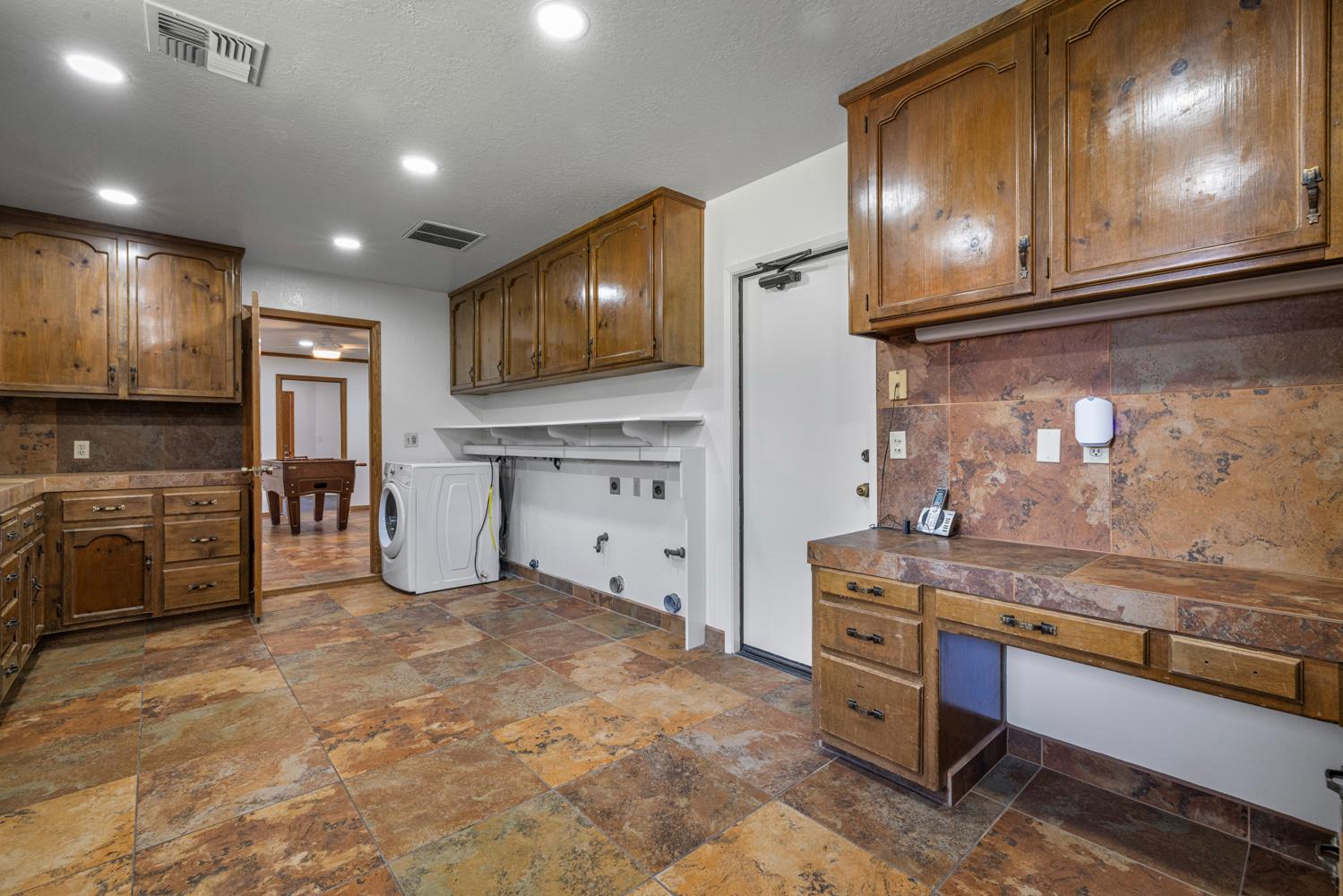 709 Winfield Place Modesto, CA 95355 - Photo 64 of 81 ADU # 713