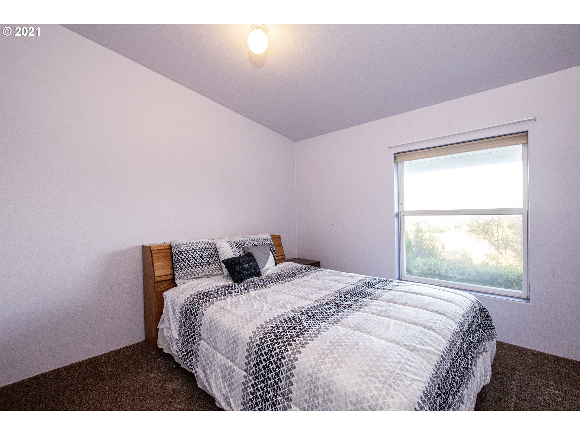 83262 Mickelson Road Creswell, OR 97426 - Photo 14 of 24 Gallery Image 14