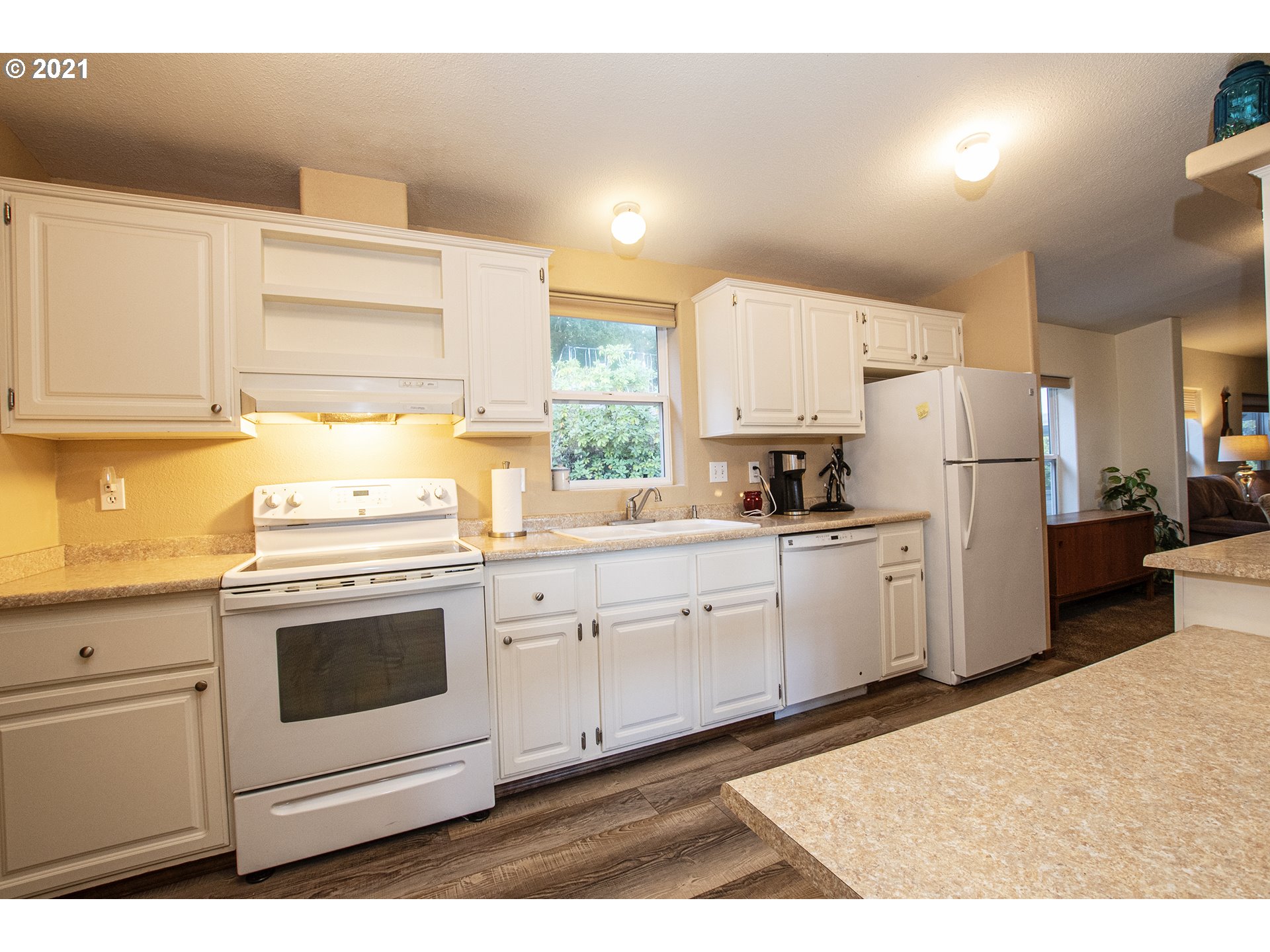 83262 Mickelson Road Creswell, OR 97426 - Photo 5 of 24 Gallery Image 5