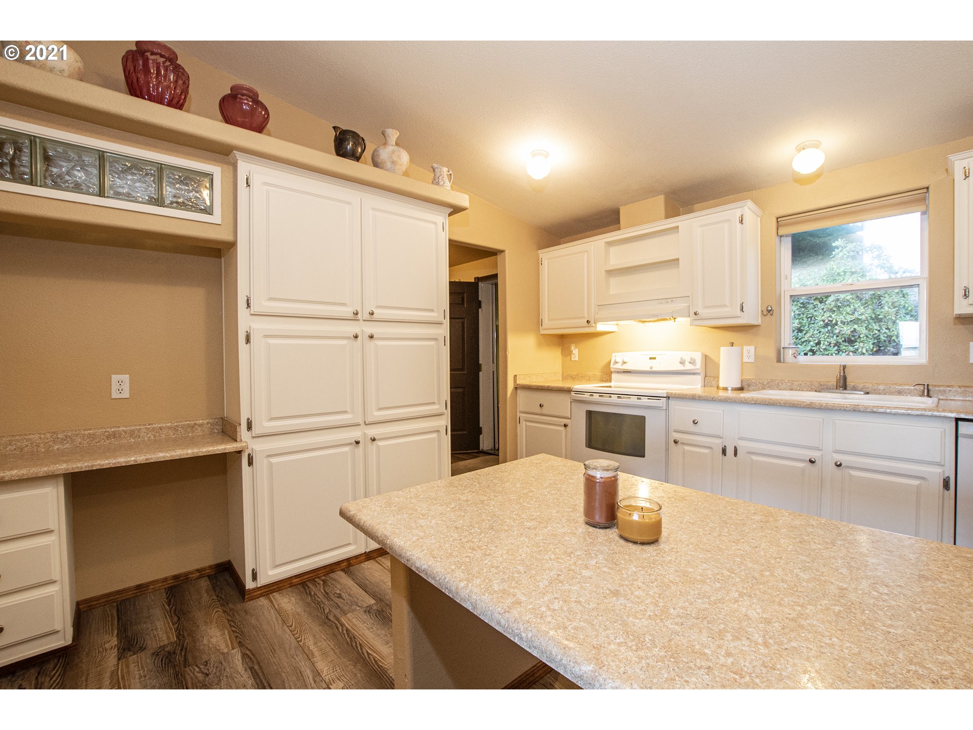 83262 Mickelson Road Creswell, OR 97426 - Photo 7 of 24 Gallery Image 7
