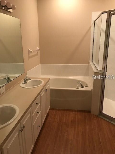 6029 Sandhill Ridge Drive Lithia, FL 33547 - Photo 9 of 17 Gallery Image 9