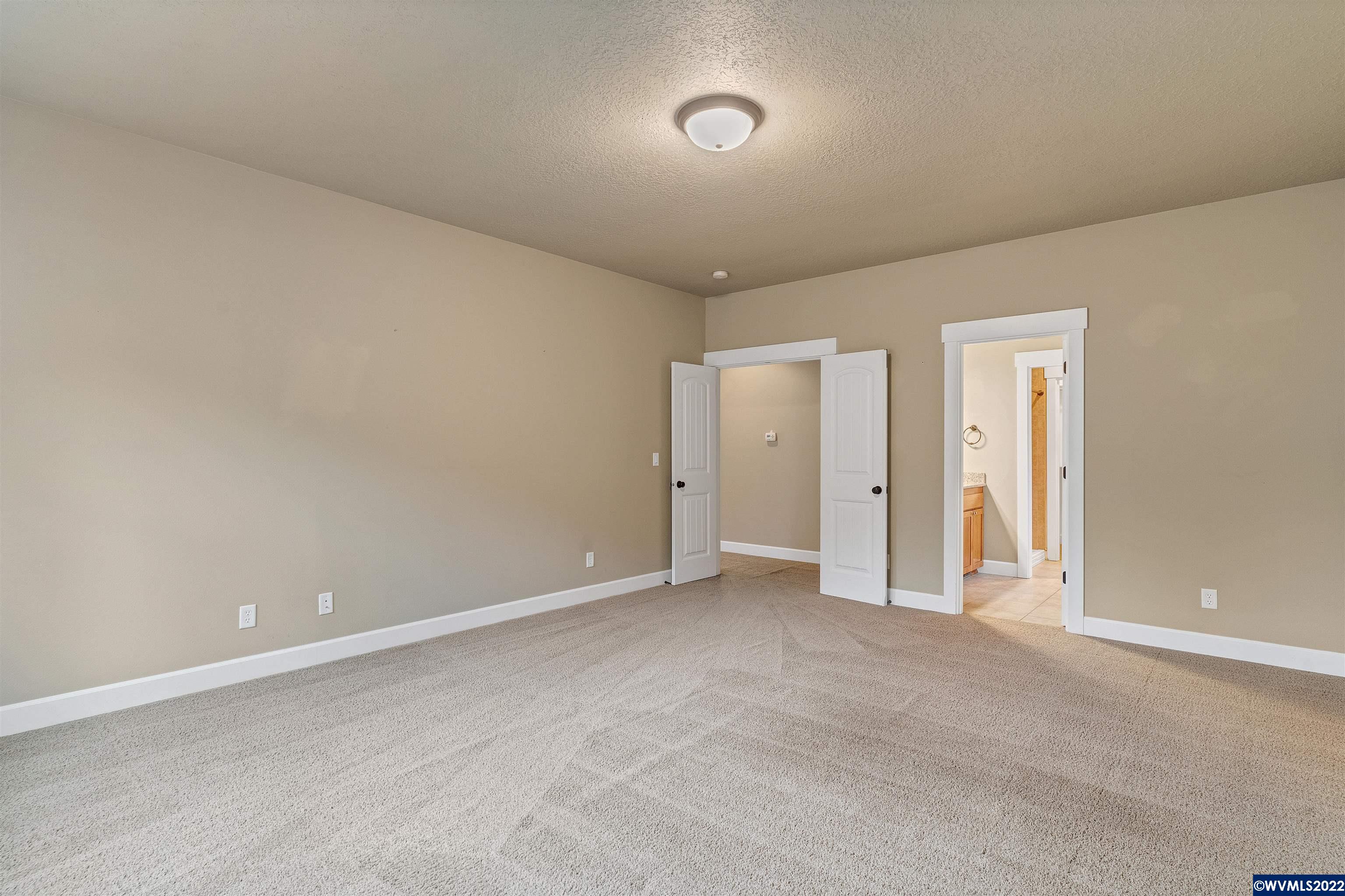 965 Pinetop Street Sweet Home, OR 97386 - Photo 19 of 27