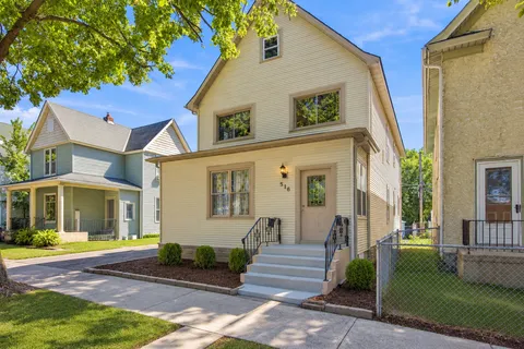 $479,500 | 516 8th Avenue Northeast, Minneapolis, MN 55413