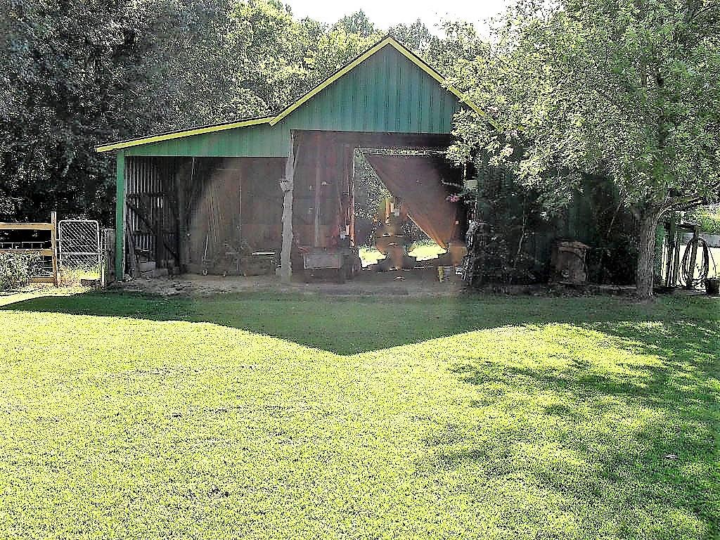 1811 Tula Pace Road Chapmansboro, TN 37035 - Photo 24 of 27 Gallery Image 24