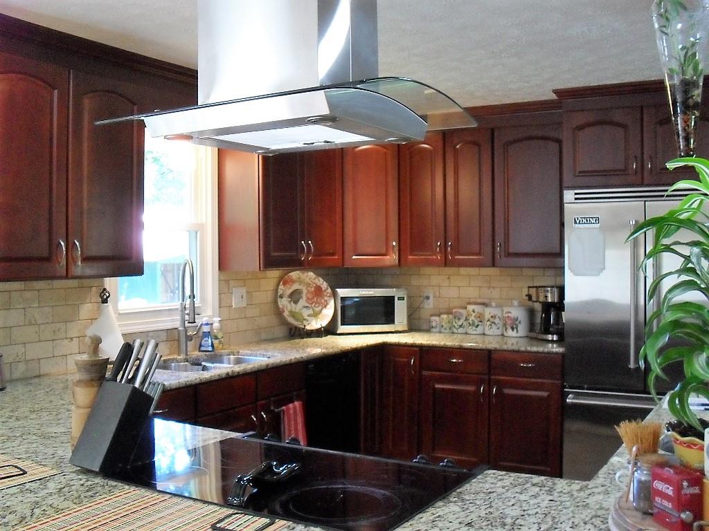 1811 Tula Pace Road Chapmansboro, TN 37035 - Photo 3 of 27 Gallery Image 3
