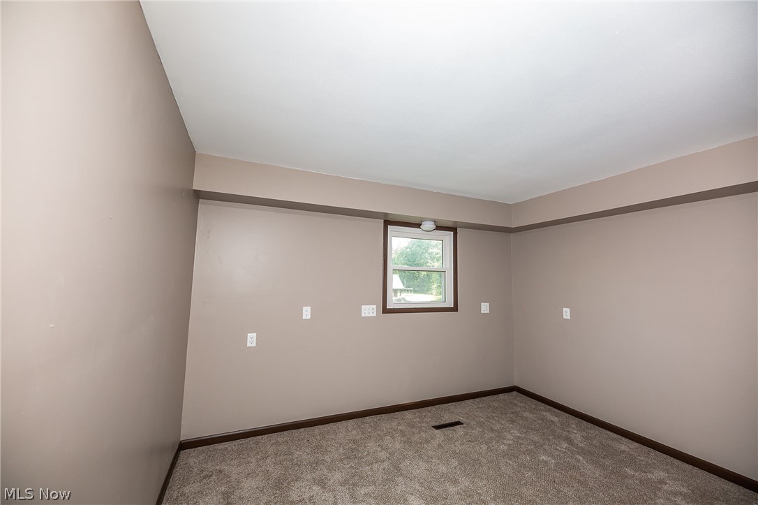 1814 Randolph Road Mogadore, OH 44260 - Photo 15 of 30