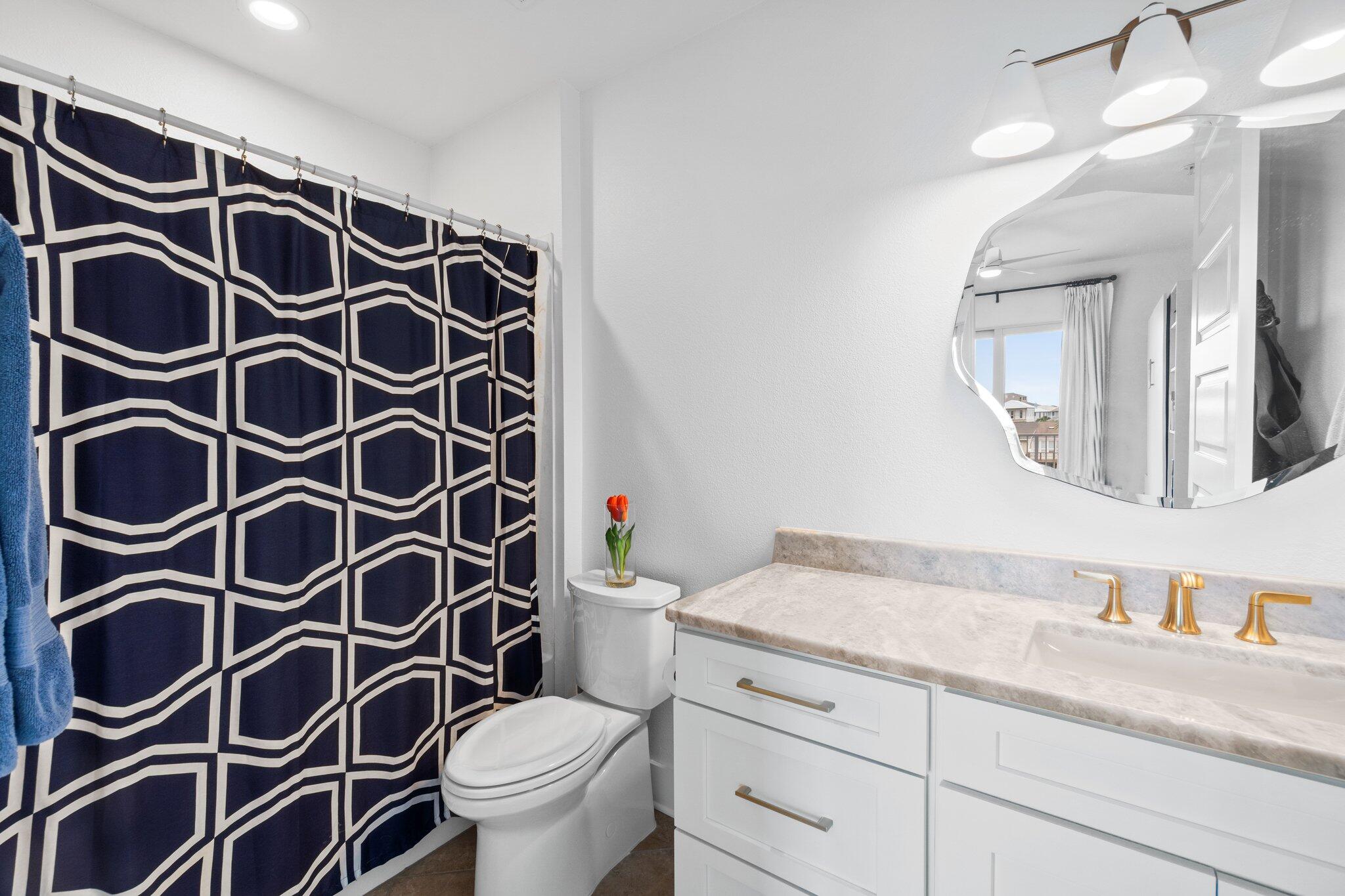 211 Durango Road, Unit 311 Destin, FL 32541 - Photo 31 of 71 Bathroom 2