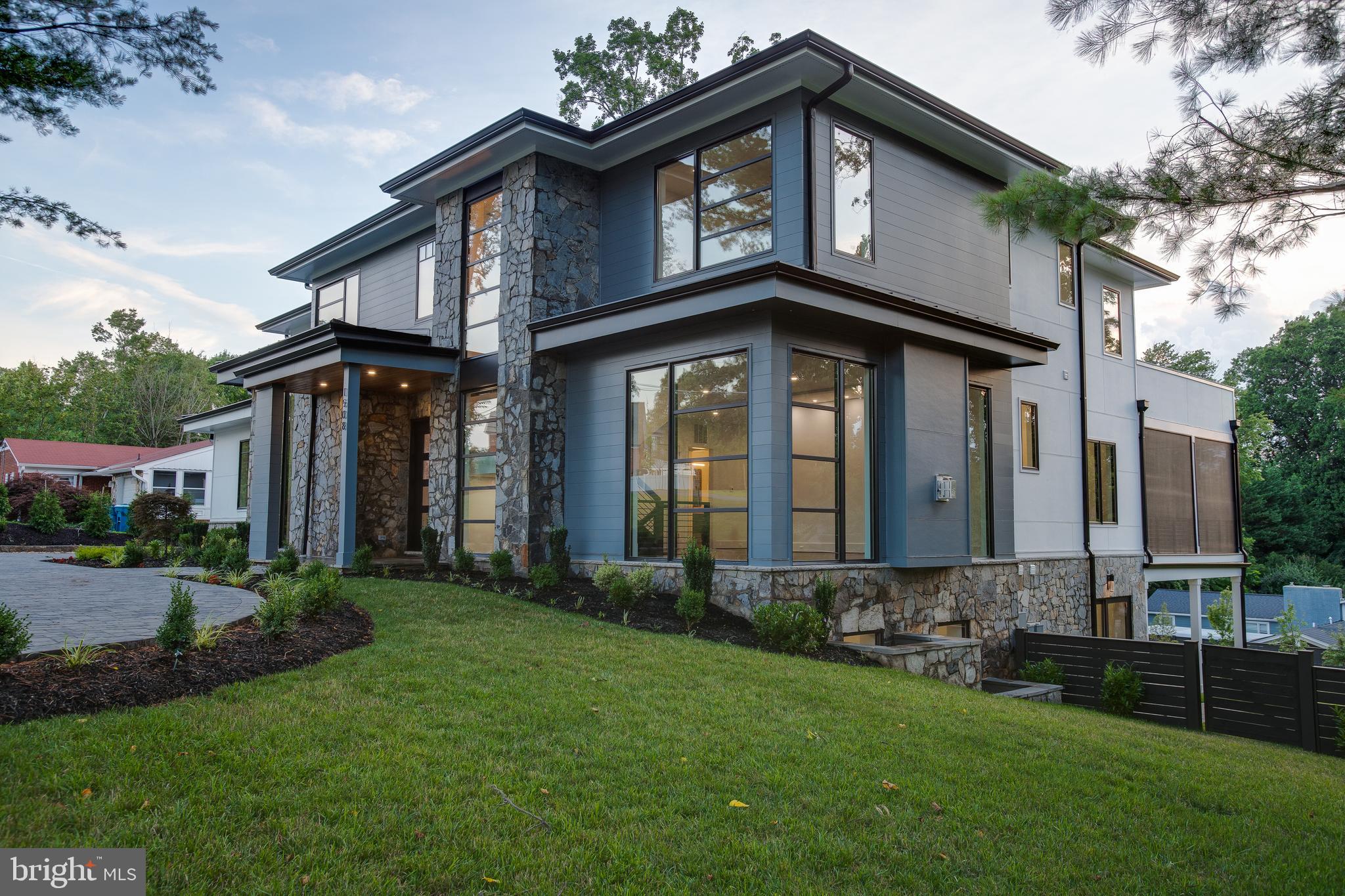 1508 Brookhaven Drive McLean, VA 22101 - Photo 6 of 9