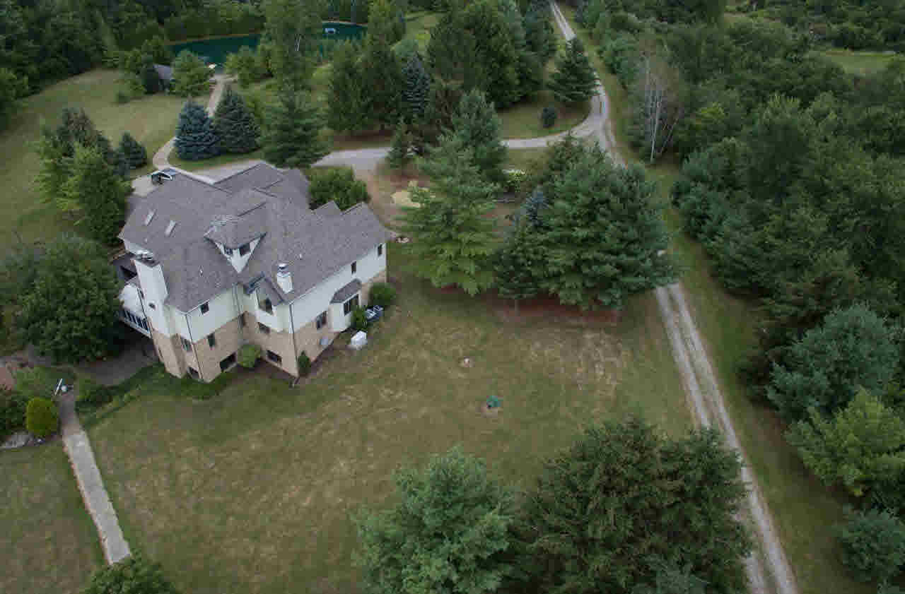 10140 Halsey Road Grand Blanc, MI 48439 - Photo 10 of 63 21355903-9.JPG