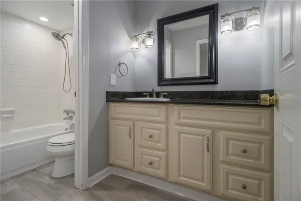 $2,900 | 18 Glenald Way Northwest, Atlanta, GA 30327
