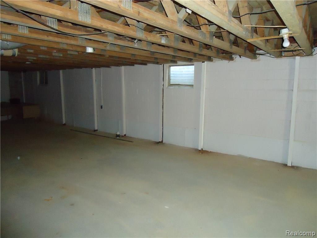 13092 Dunn Road Memphis, MI 48041 - Photo 10 of 12 DSC00130.JPG